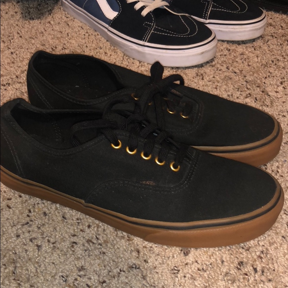 Vans low (size 10.5)
